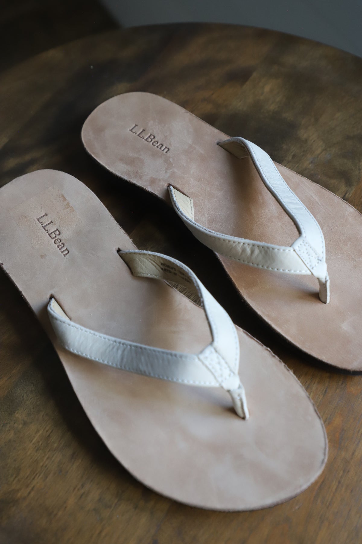 LLBean real leather flip flops size 8