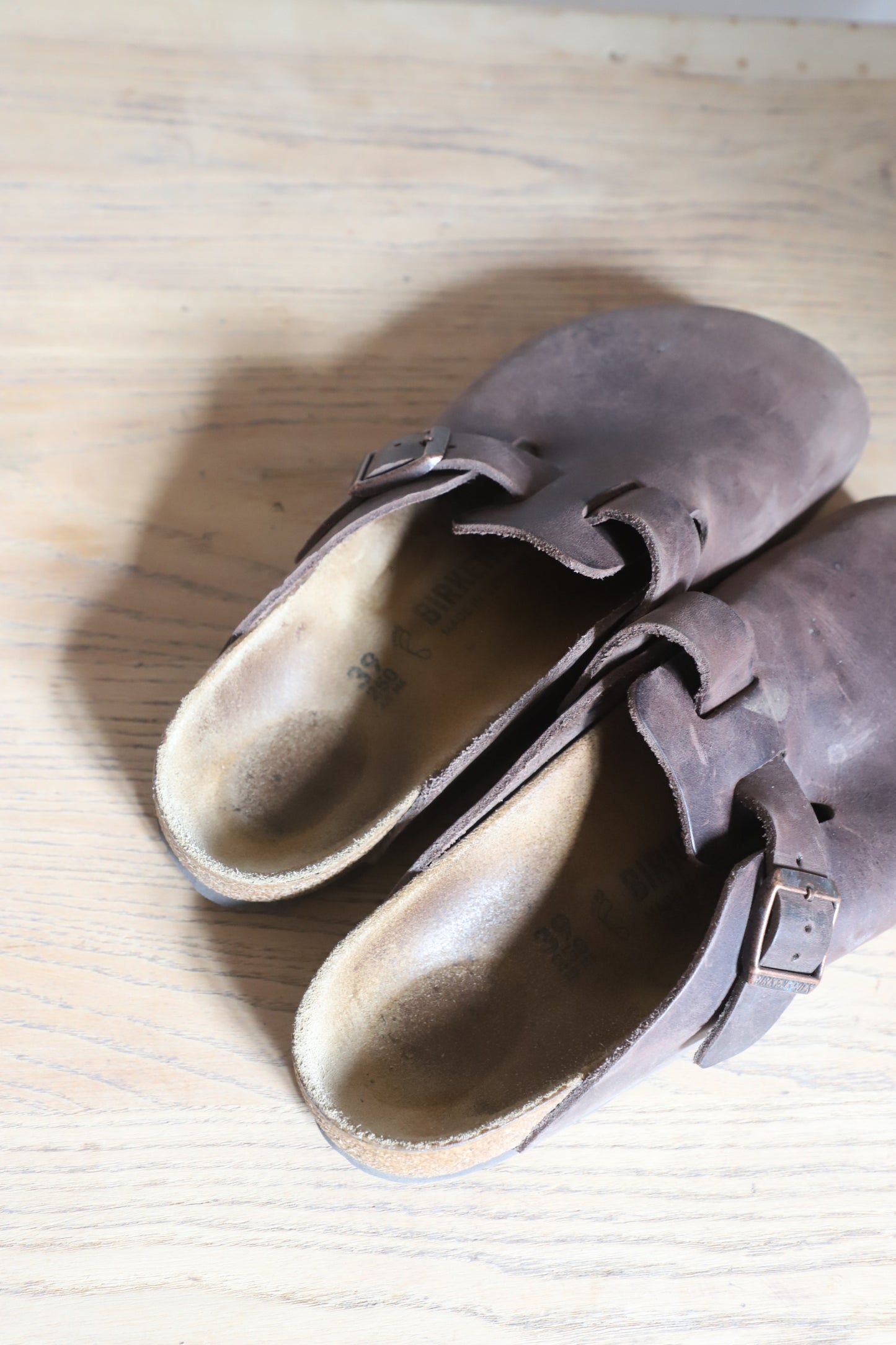 Birkenstock oiled leather clogs size 39