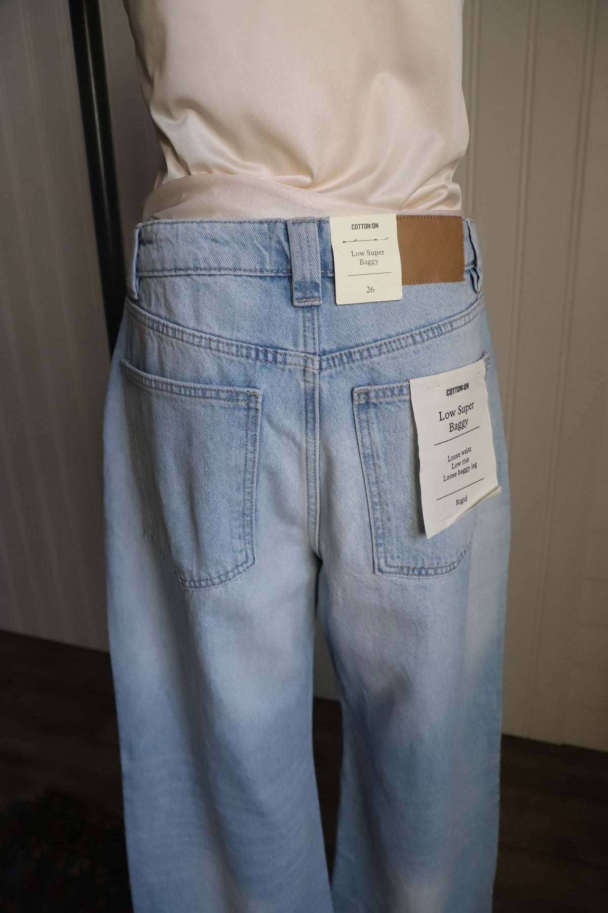 NWT Cotton On Super Low Baggy denim size 26