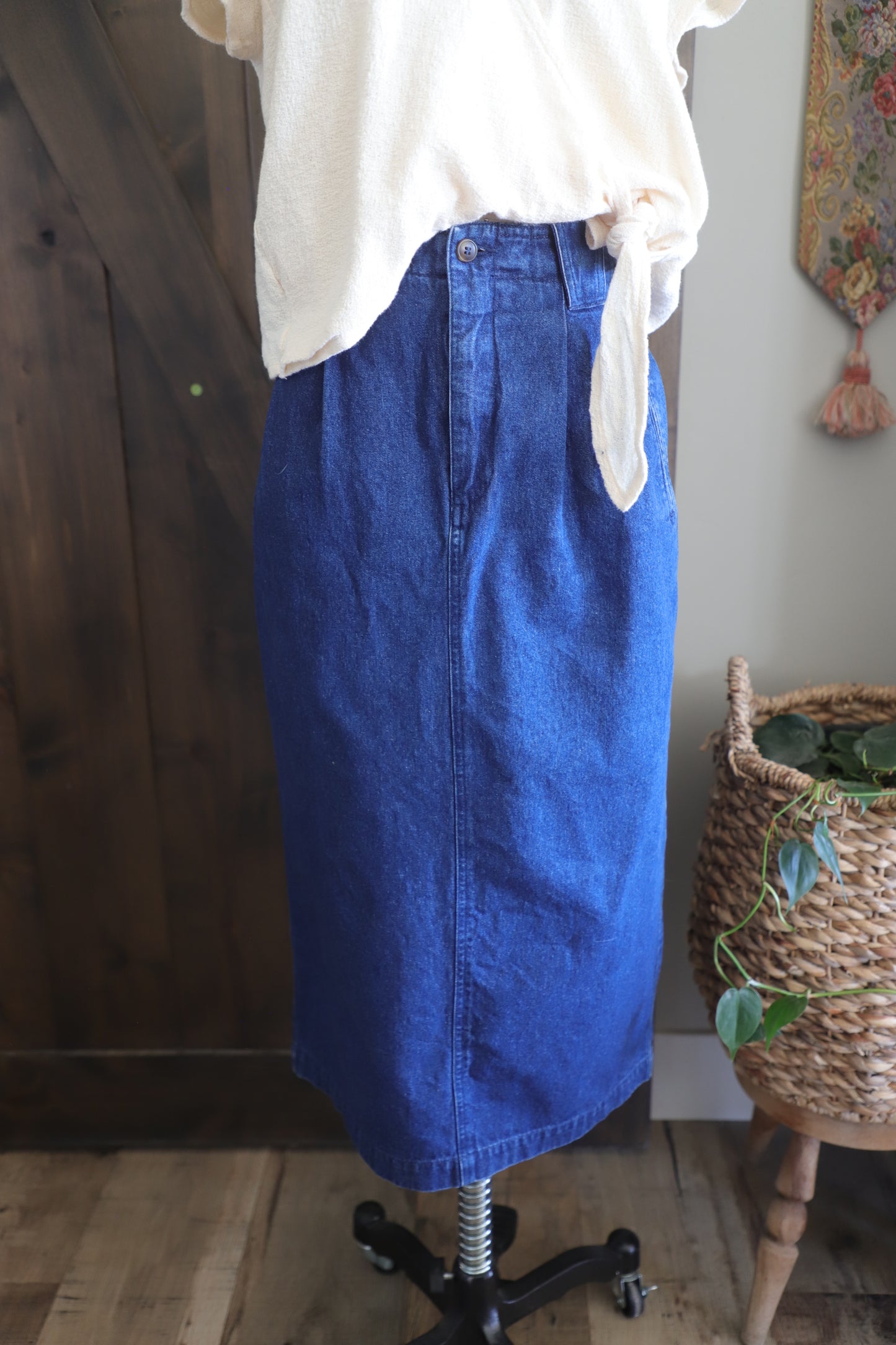 Vintage LizSport denim skirt 10