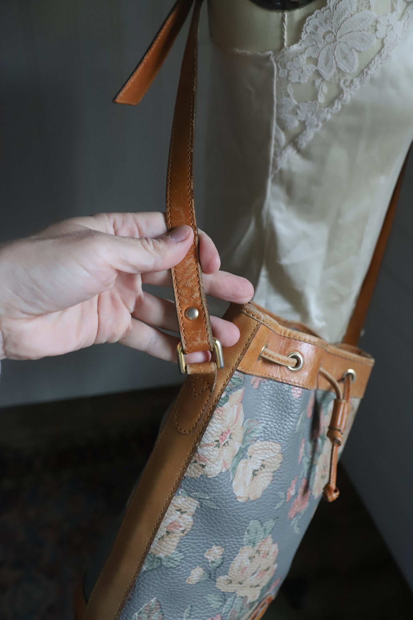 Pierre Balmain vintage 90’s floral bag