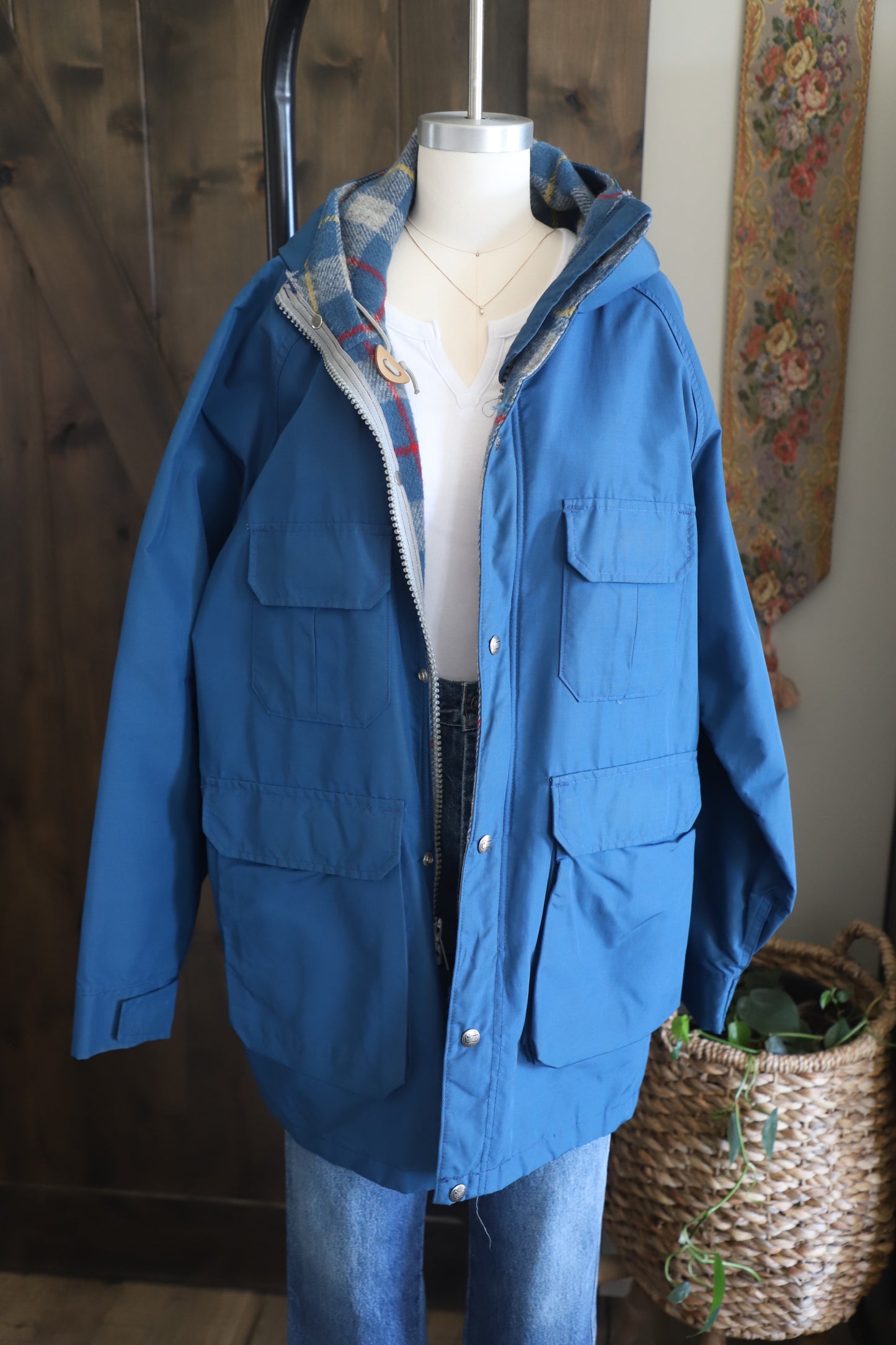 Vintage Woolrich jacket size M (w L/XL)