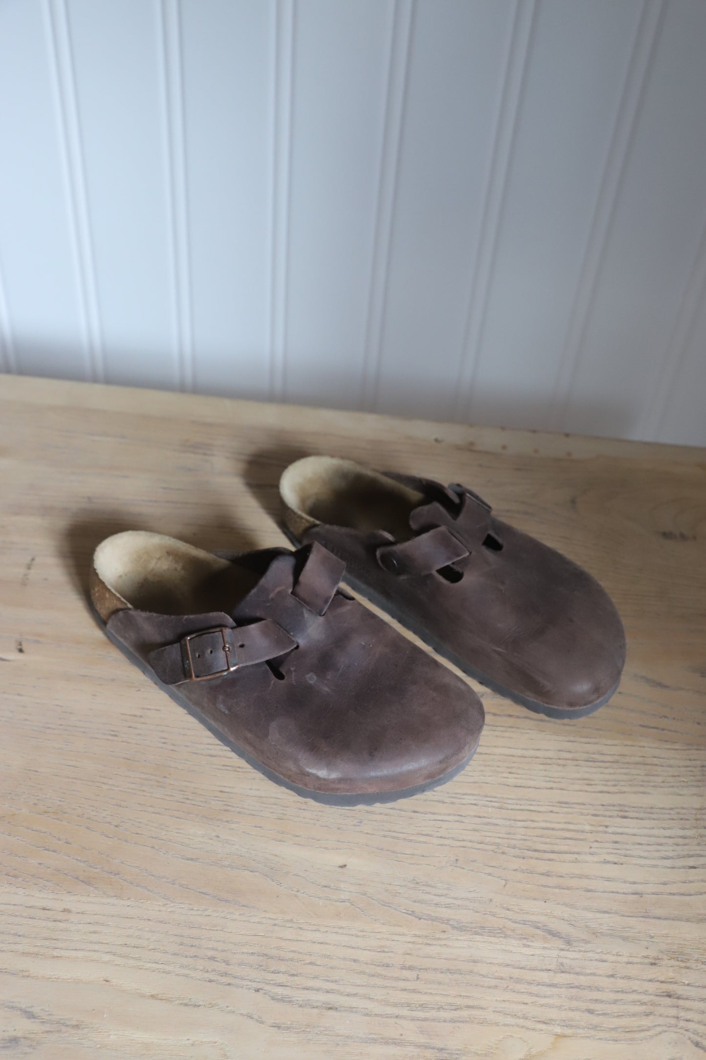 Birkenstock oiled leather clogs size 39
