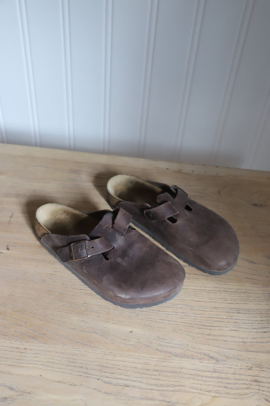 Birkenstock oiled leather clogs size 39
