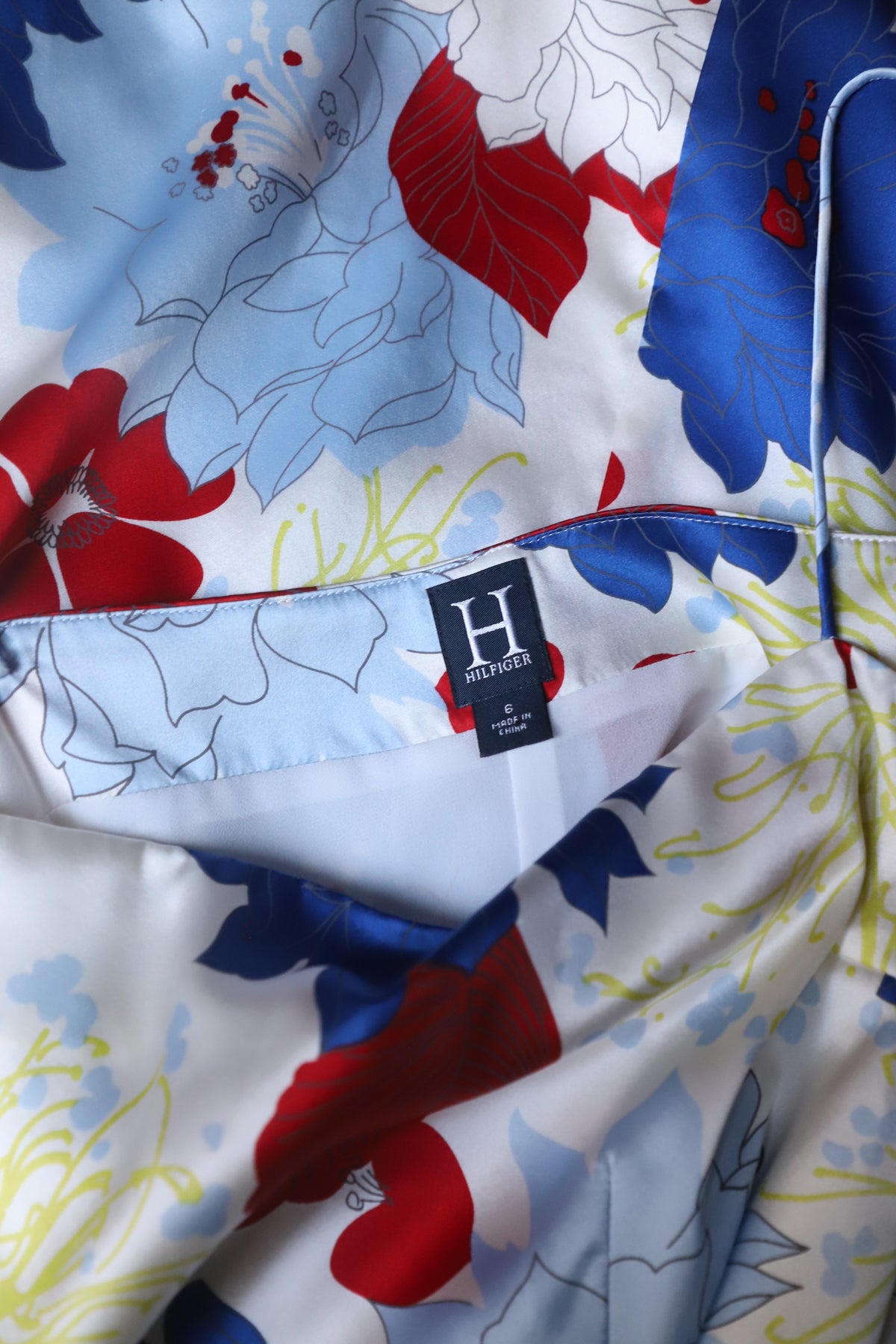 Tommy Hilfiger y2k 100% silk dress size 6