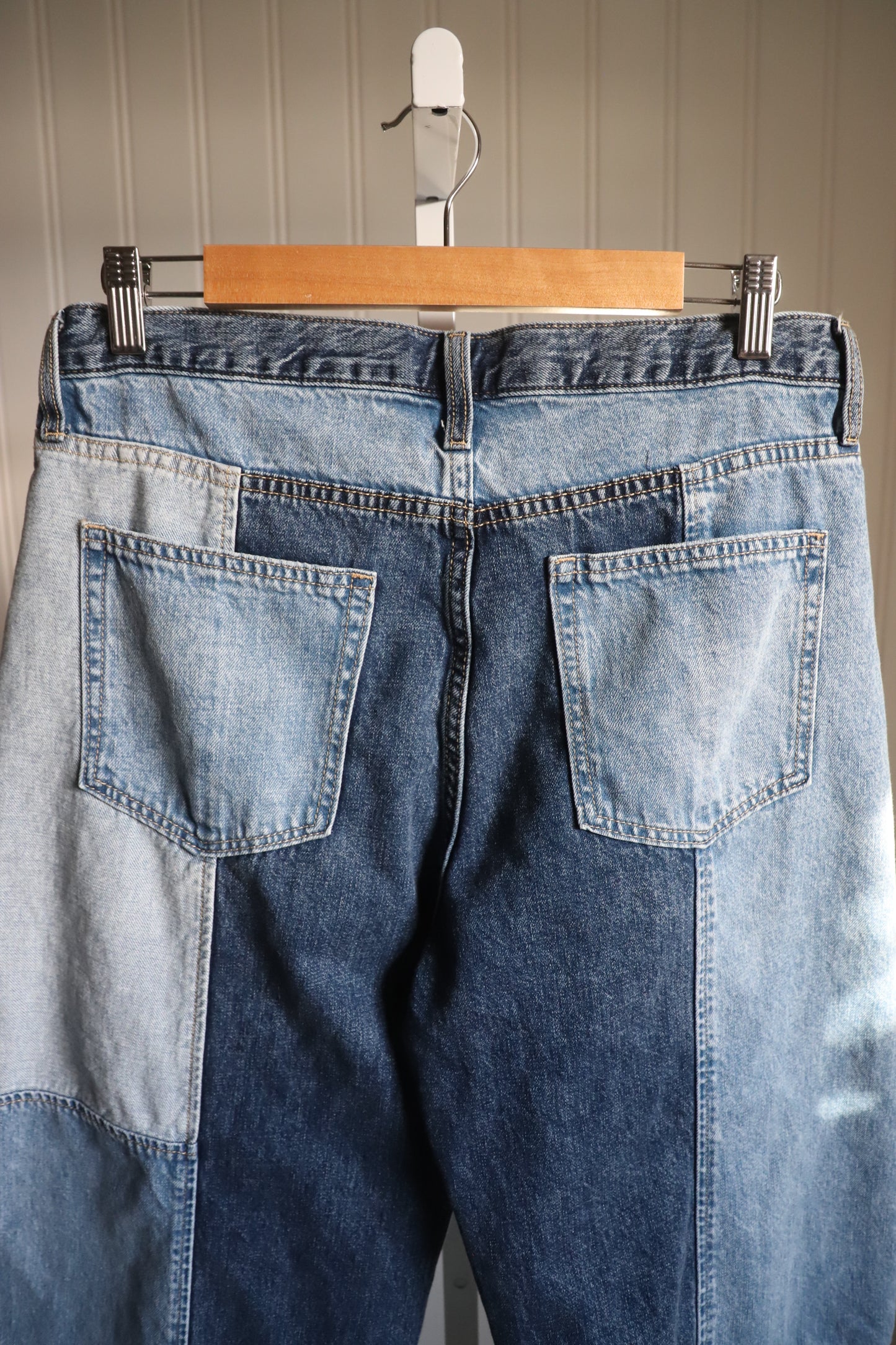 Gap patchwork barrel jeans size 10