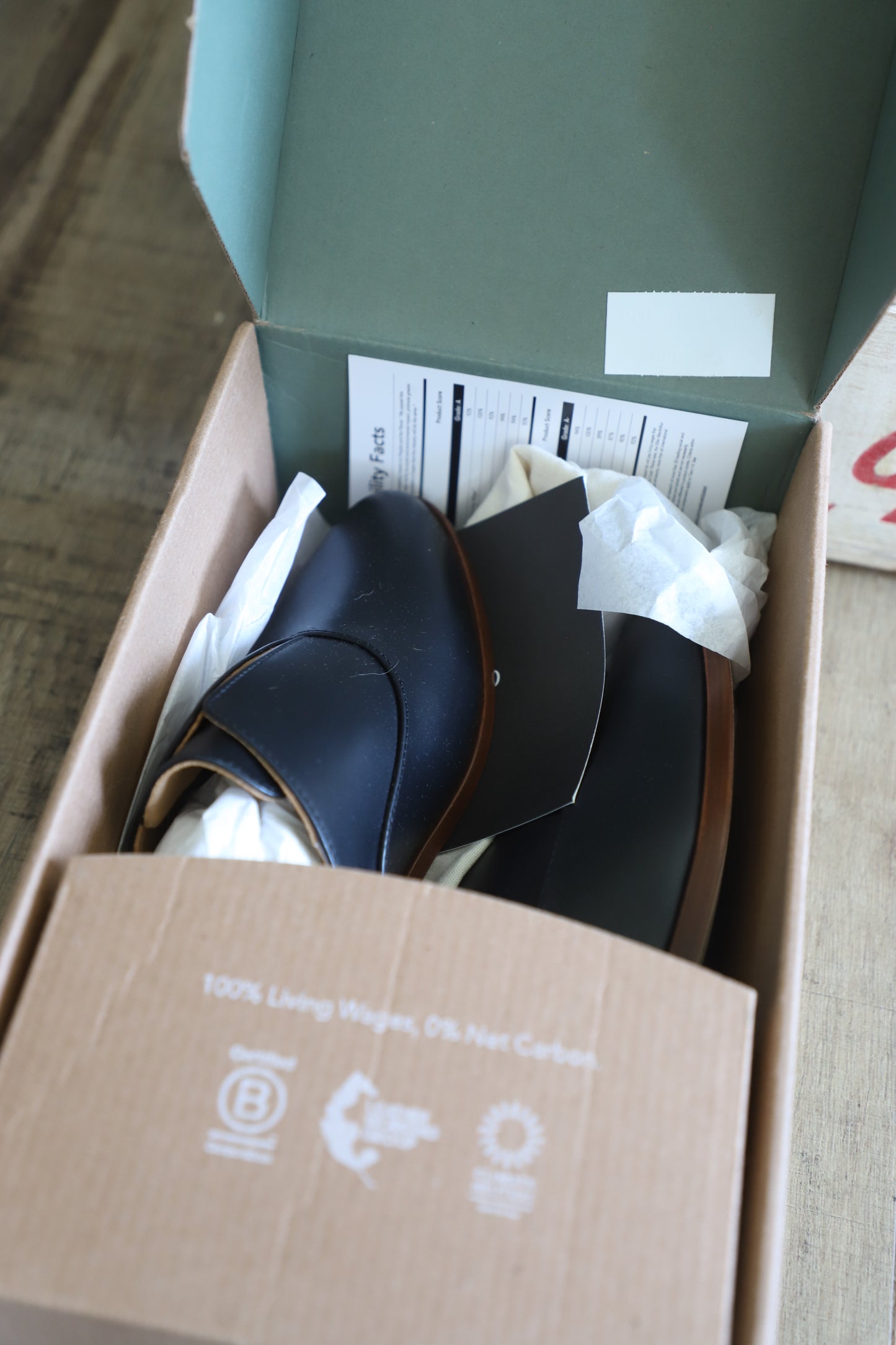 In box Nisolo oxfords size 7