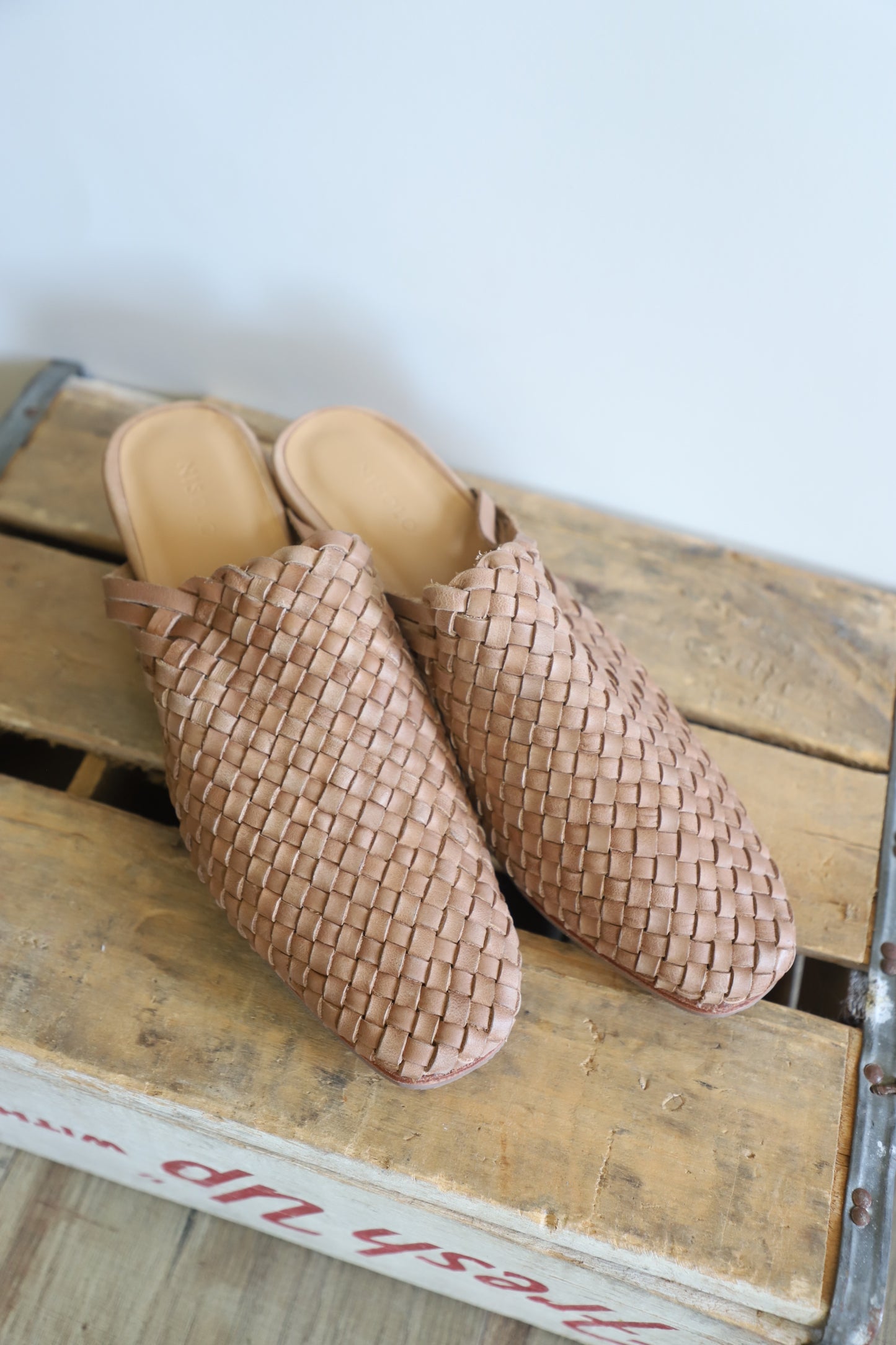 Nisolo heeled woven mules size 9.5