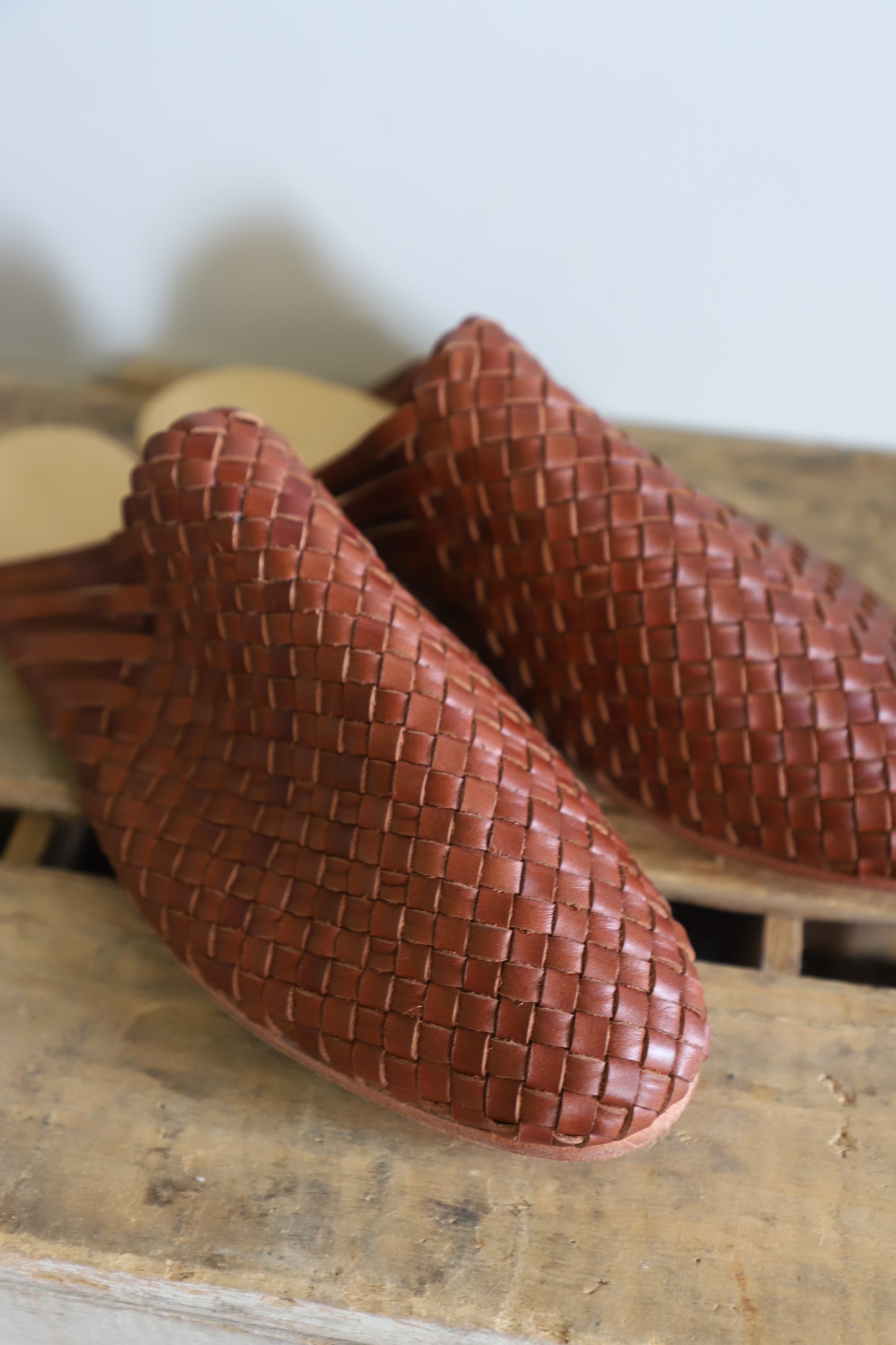 Nisolo woven slip on shoes size 11