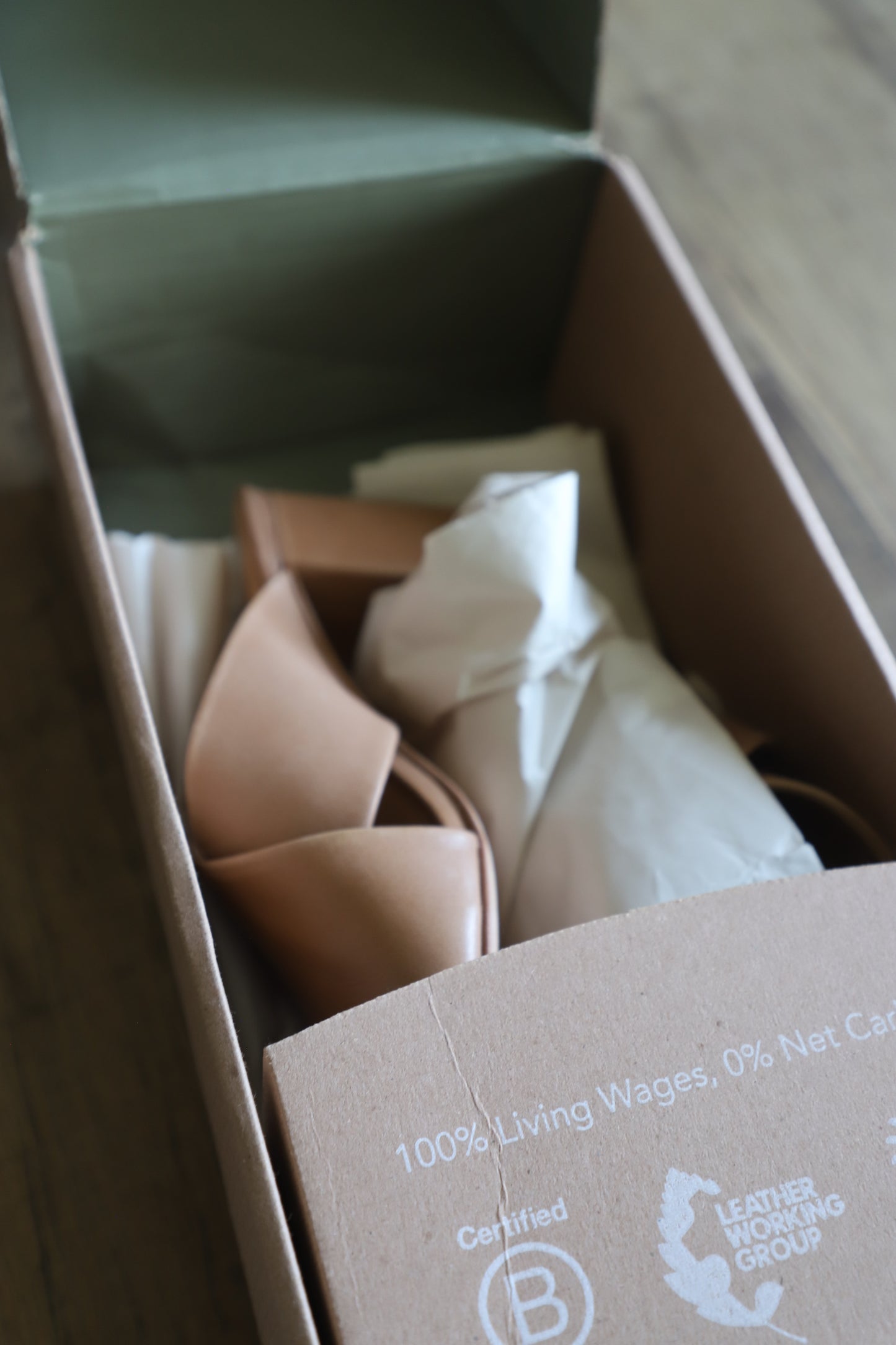 Nisolo cross strap heeled sandal size 6.5