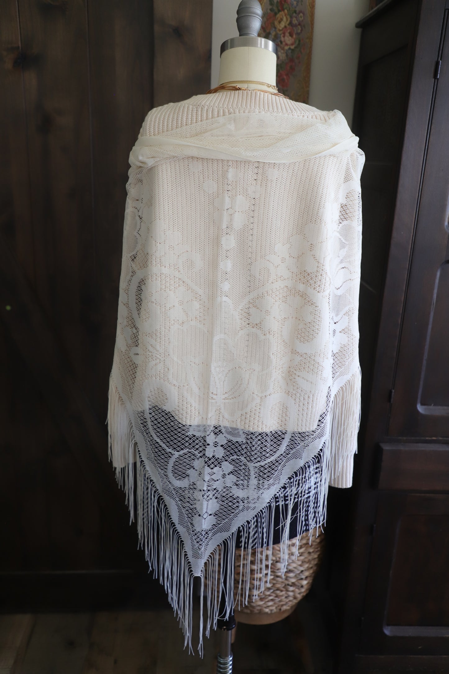 Vintage 1970’s lace shawl